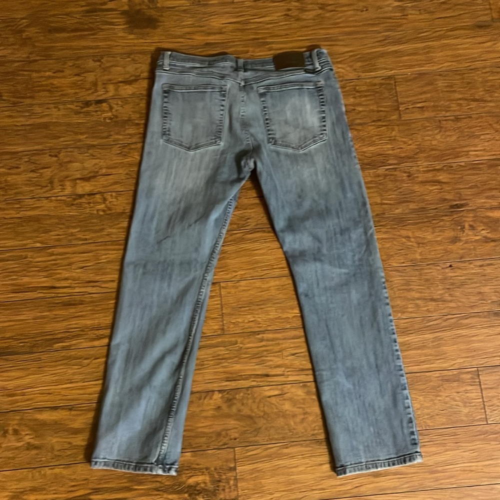 Men’s Wrangler blue jeans Regular fit Size 33x32 good condition with some wear - Picture 4 of 10
